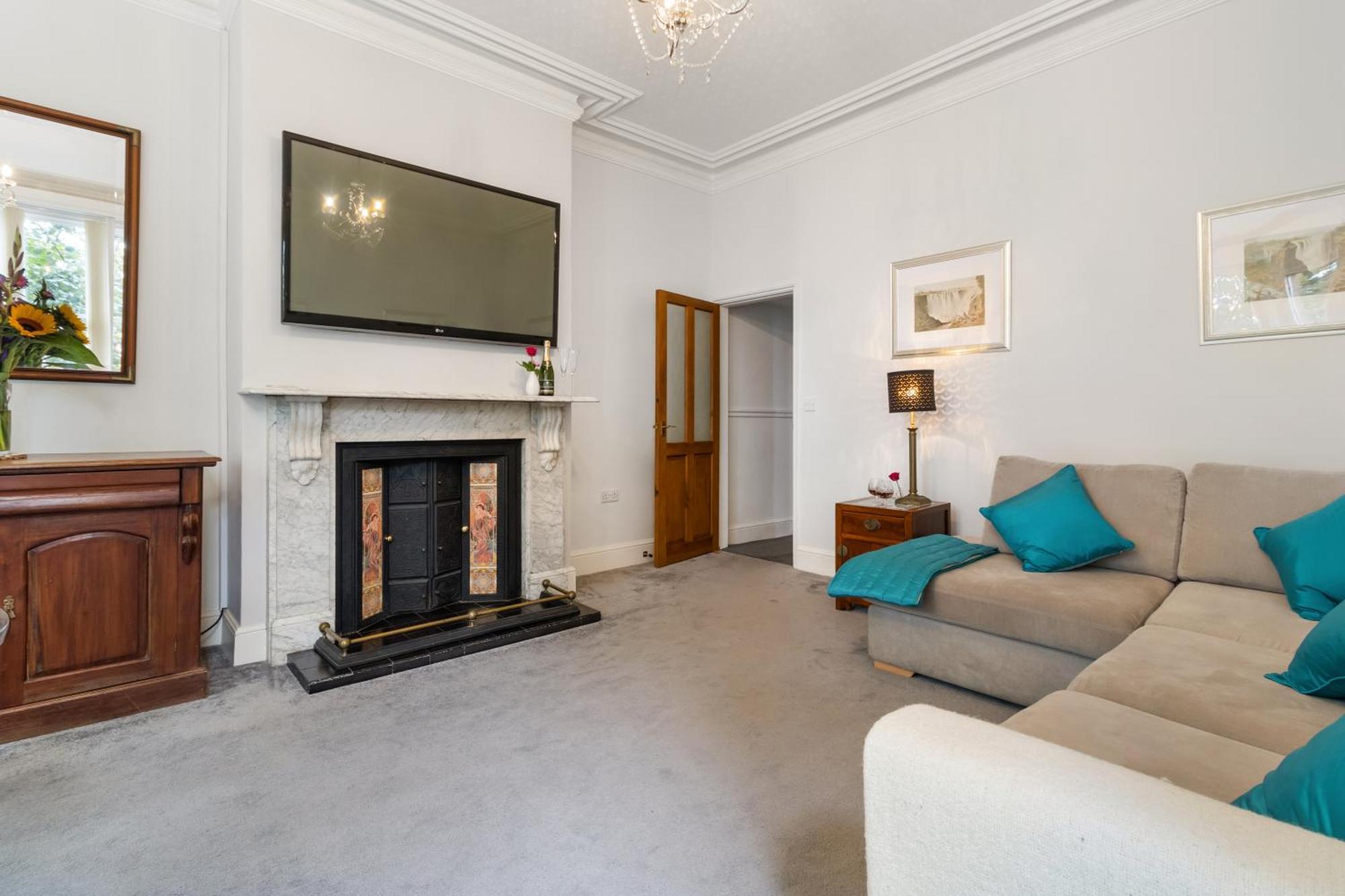 Elegant Malvhina Retreat On The Malvern Hills 그레이트말번 외부 사진