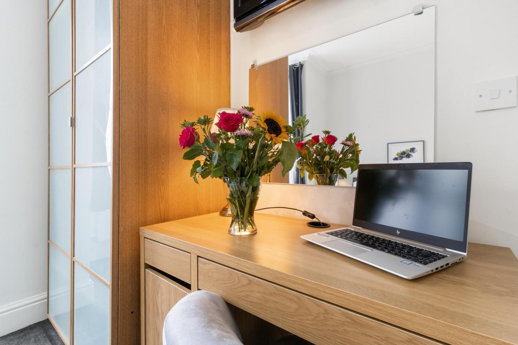 Elegant Malvhina Retreat On The Malvern Hills 그레이트말번 외부 사진